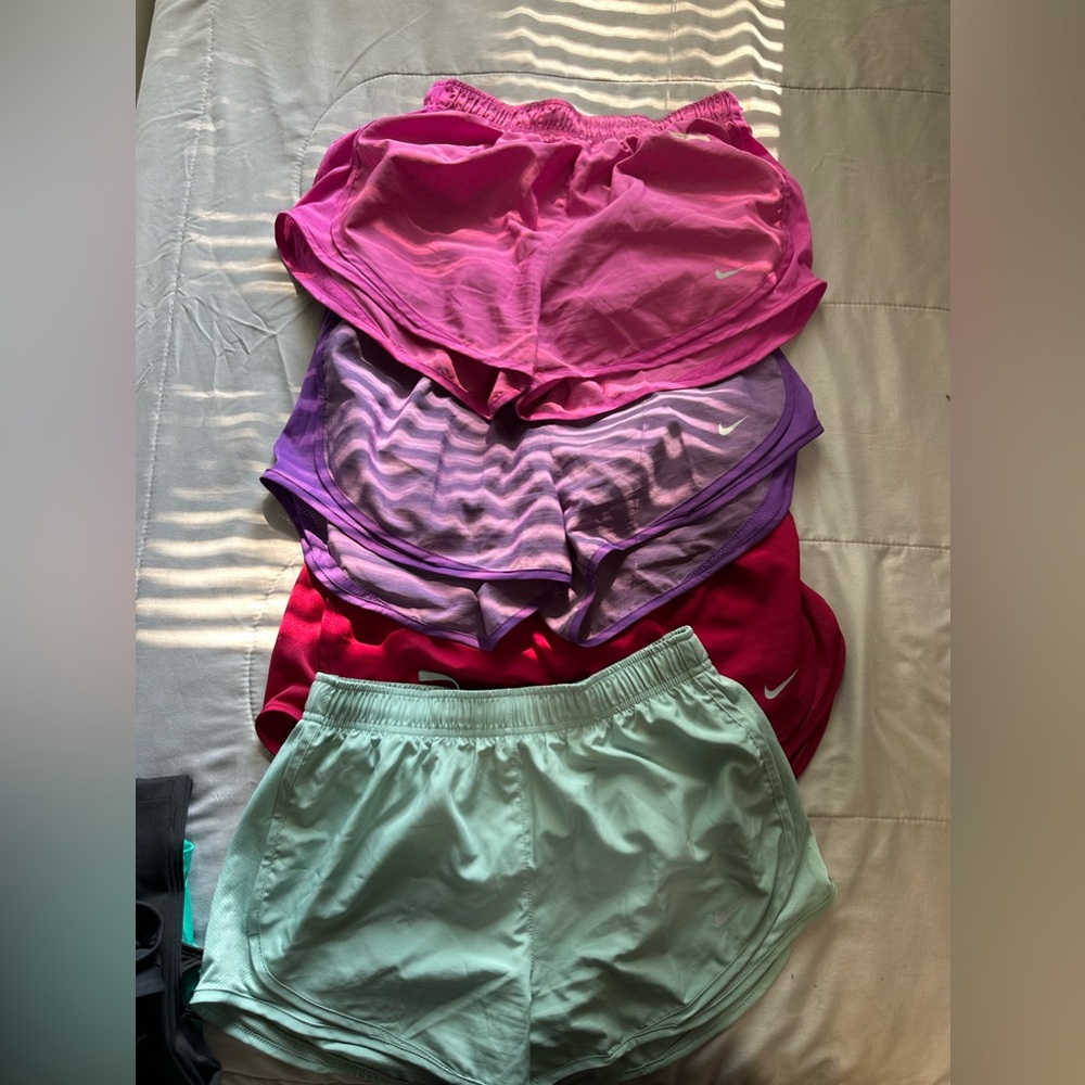 Bundle of 4 Nike shorts